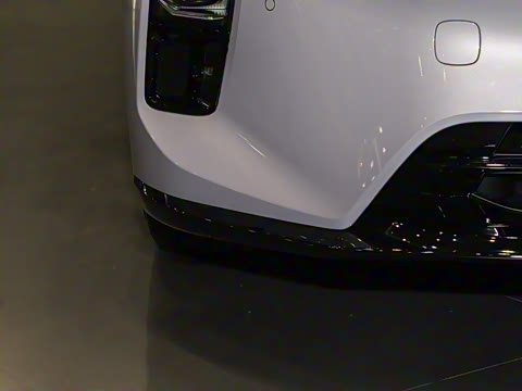 2025�� Զ����װ�޶��� 100kWh Touring