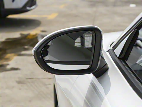 2026�� ���L 300TSI �趯��