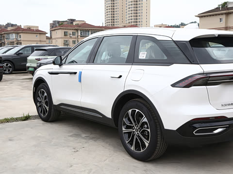 2025�� �Ŀ� 2.0T �������ݰ�