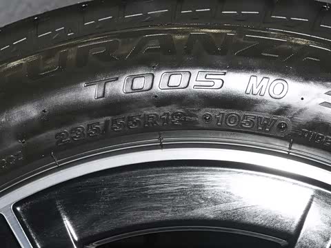 2026�� GLC 260 L 4MATIC ������