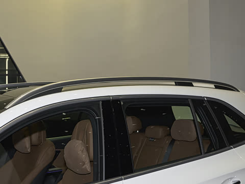 2026�� GLC 260 L 4MATIC ������