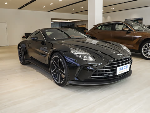 2024�� 4.0T V8 Coupe