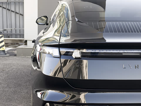 2025�� 240����Ultra H5