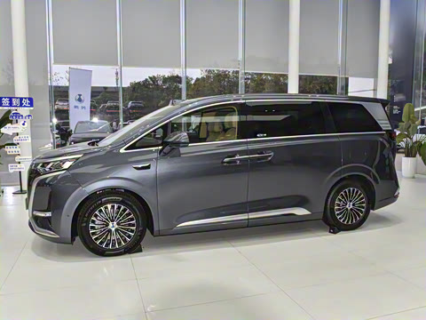 2025�� EV �Ǽݰ� 600 ���������