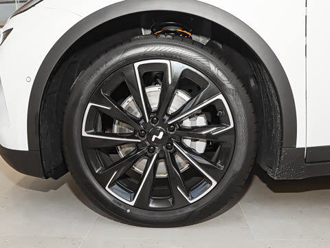 2025�� 85kWh ������