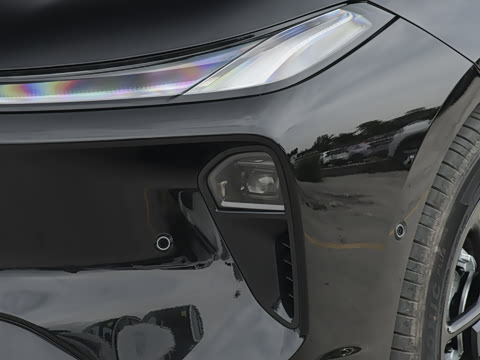 2026�� 535 MAX�����