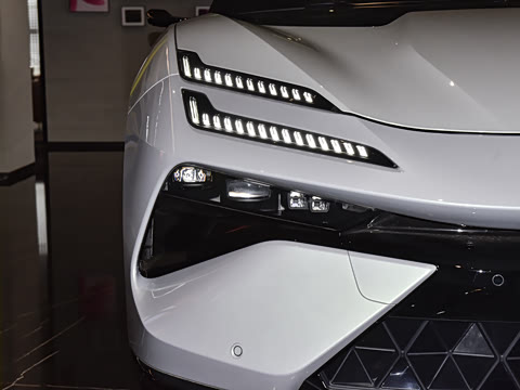 2025�� 600 ������