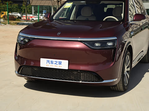 2025�� ���� Max+ ������������ 