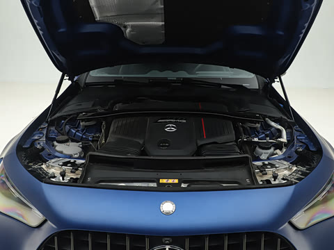 2026�� AMG CLE 53 4MATIC+ ���ܳ�