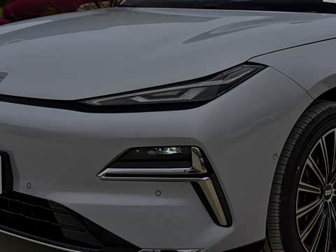 2026�� 225km EM-i Զ�����ǺӰ�