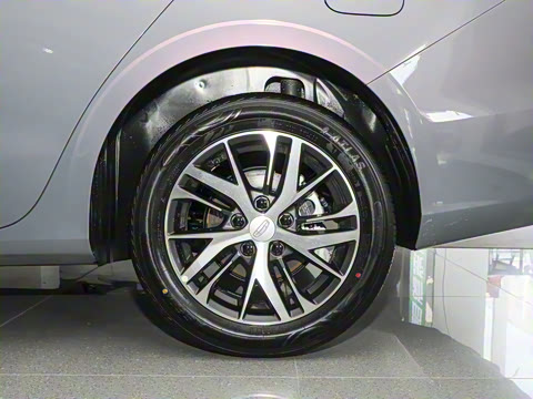 2026�� ��4�� 400������ 1.5L �ֶ���Խ��