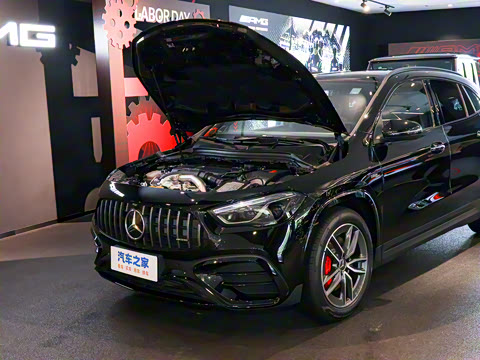 2025�� AMG GLA 35 4MATIC