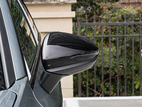 2026�� 2.0T �߹��� �˶���