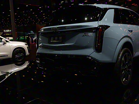 2025�� 2.0T ������