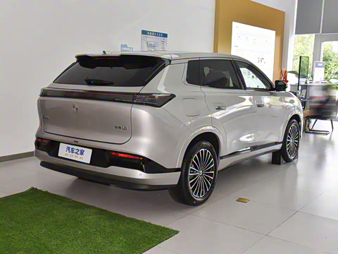 2025�� 185KM�����