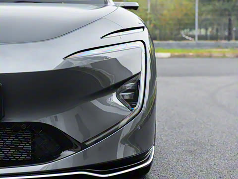 2026�� Ultra ���̰�