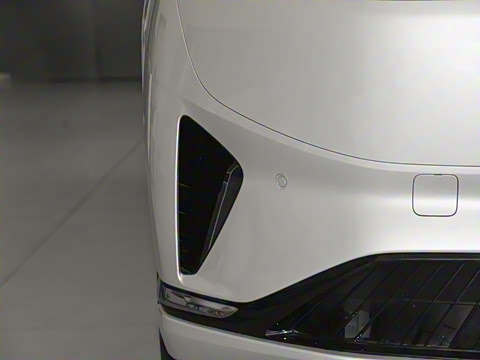 2025�� 210Ultra���Ȱ� 6��