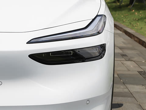 2026�� 85kWh Max+