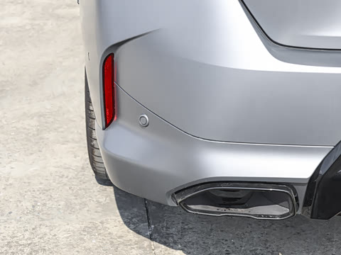 2025�� M240i xDrive