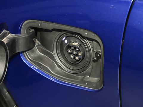2025�� M5
