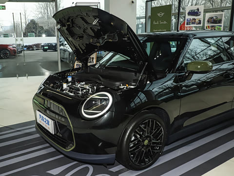 2025�� PAUL SMITH ���ʦ��