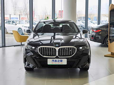 2026�� �Ŀ� eDrive 35L M�˶���װ