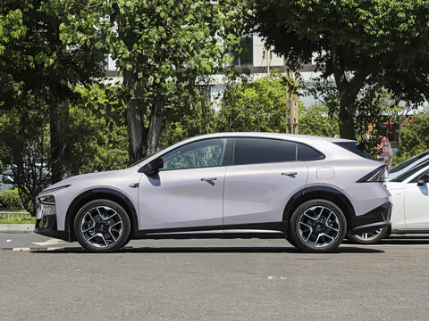 2026�� ���� 1704 Max �콢��
