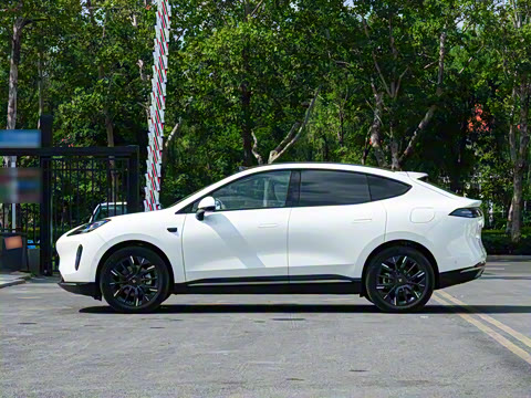 2025�� 670 Max��