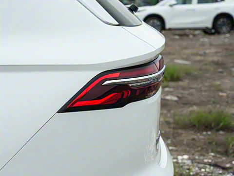 2026�� ������ 2.0TD �Զ����ǰ�