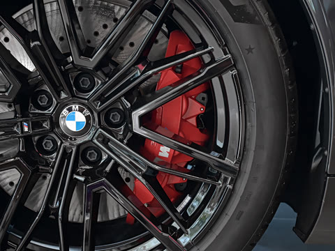 2025�� M5