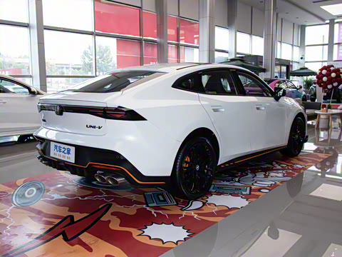 2025�� ������ 2.0T ������