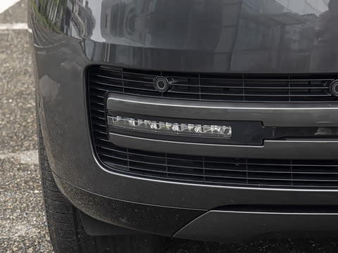 2026�� 3.0 L6 400PS AB�����
