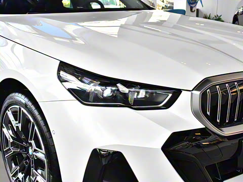 2026�� xDrive 50L M�˶���װ