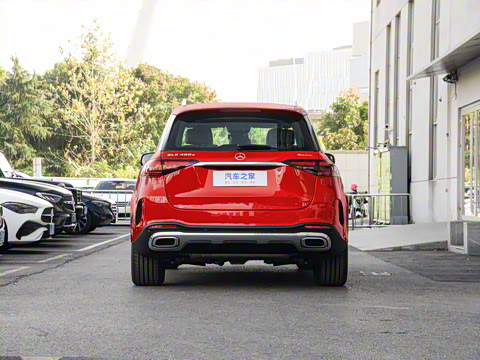 2025�� GLE 400 e 4MATIC