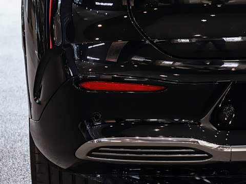 2025�� 500 4MATIC