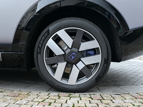 2026�� �׷��޶���