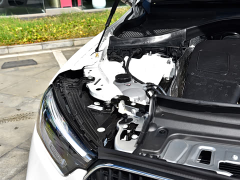 2026�� GLC 260 L 4MATIC �����