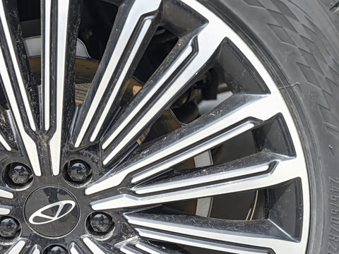 2026�� 1.5T 210KM������