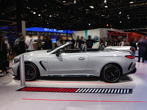 2026�� AMG CLE 53 4MATIC+ ������ܳ�