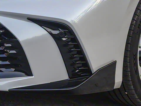 2026�� 2.0S �˶���