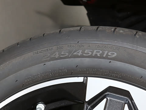 2025�� sDrive25Li M�˶���װ