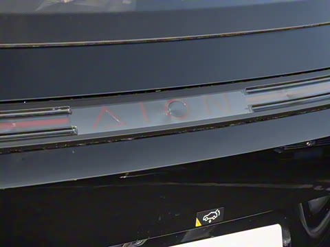 2025�� Plus 610 ������