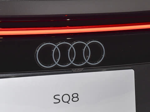 2026�� 4.0 TFSI 