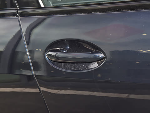 2026�� �Ŀ� xDrive 40Li ������M�˶���ҹ��װ