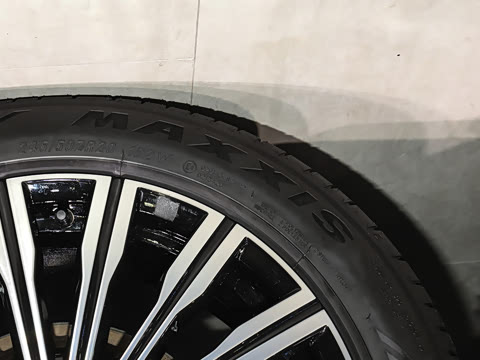 2027�� 2.0T ˫�������������
