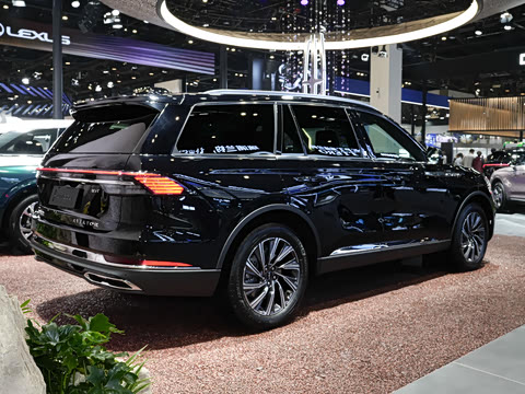 2024�� 3.0T V6 �������Ű� ����
