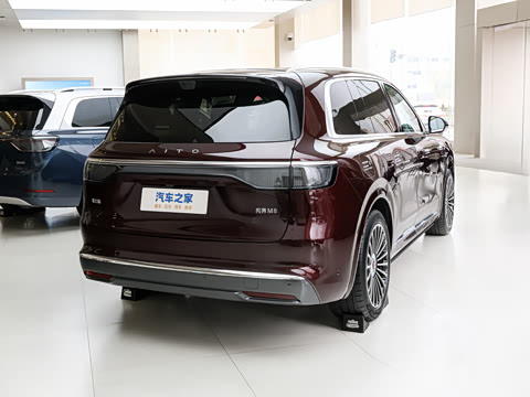 2025�� ���� Ultra�� 53.4kWh 6���� (896�߼����״