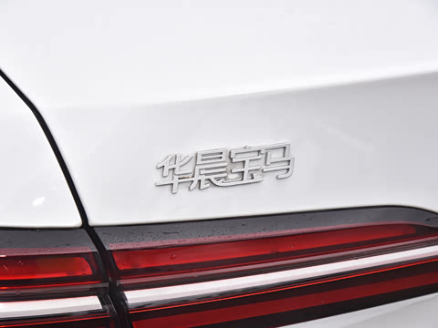 2026�� �Ŀ� 530Li ������ M�˶���װ