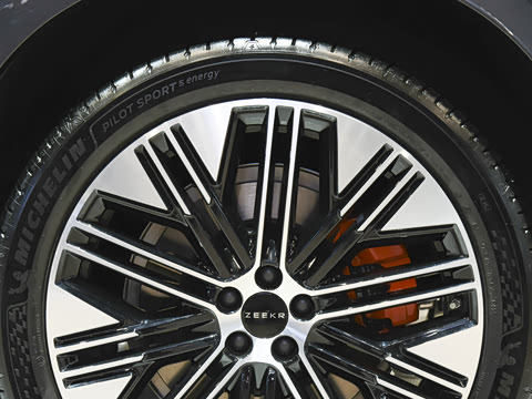 2026�� Ultra+�� 70kWh