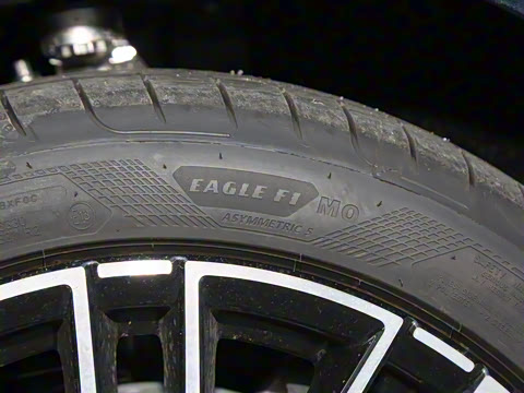 2025�� �Ŀ� C 200 L �˶���